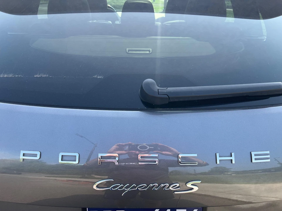 2016 Porsche 958 Cayenne S - Image 25 of 31