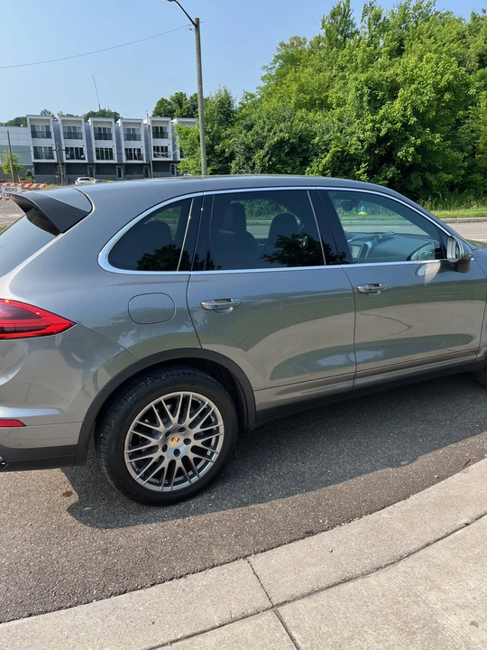 2016 Porsche 958 Cayenne S - Image 18 of 31