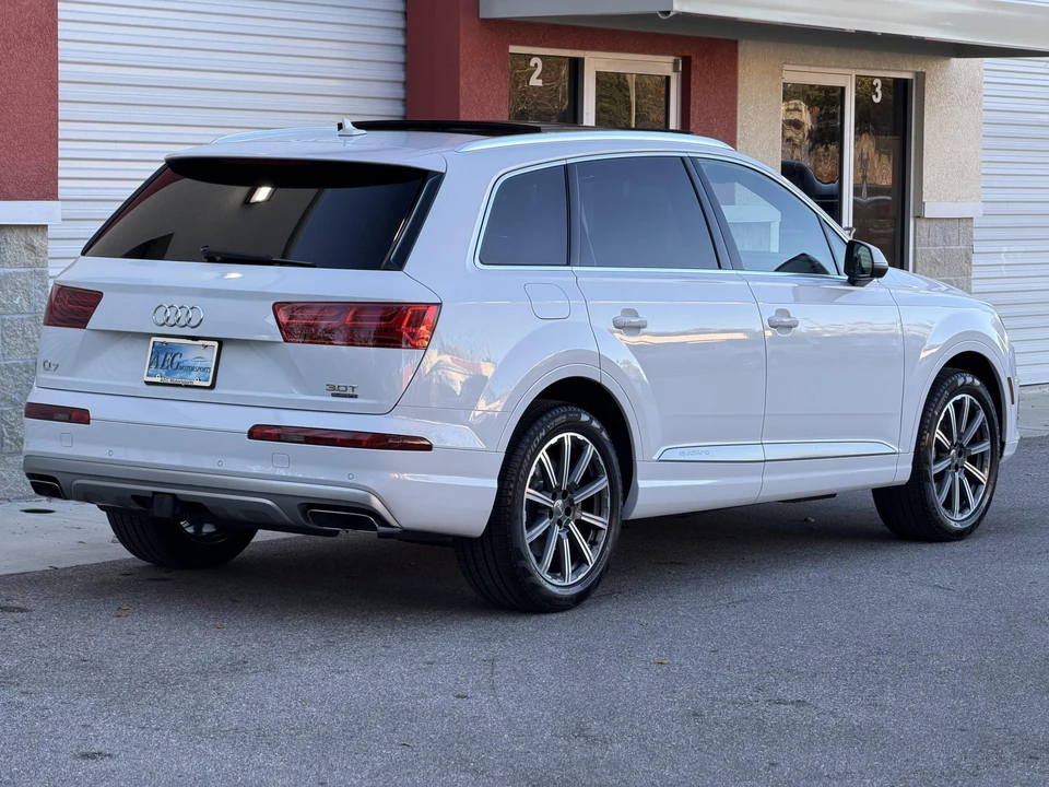 2017 Audi 4M Q7 - Image 14 of 31