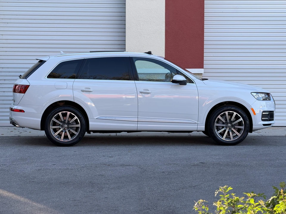 2017 Audi 4M Q7 - Image 10 of 31