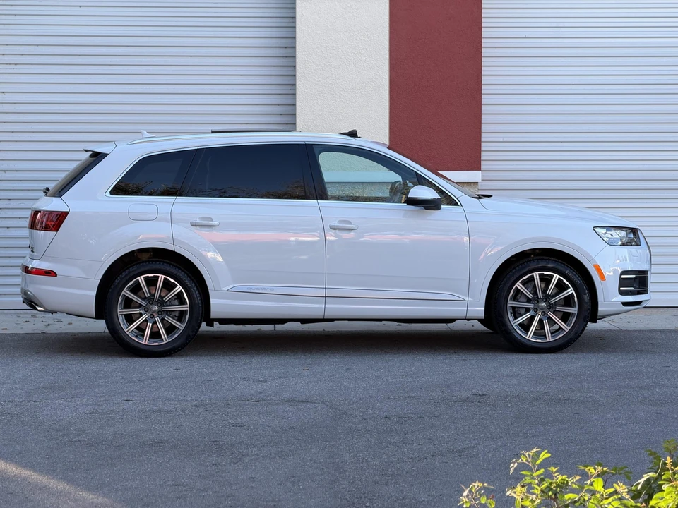 2017 Audi 4M Q7 - Image 9 of 31