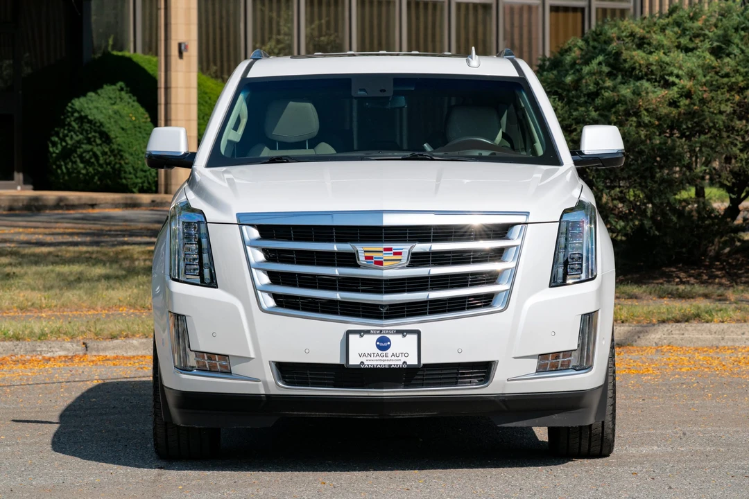 2017 Cadillac Escalade 4th Gen - Image 21 of 31