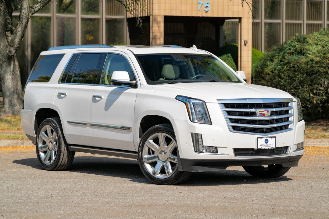 2017 Cadillac Escalade 4th Gen - Image 17 of 31