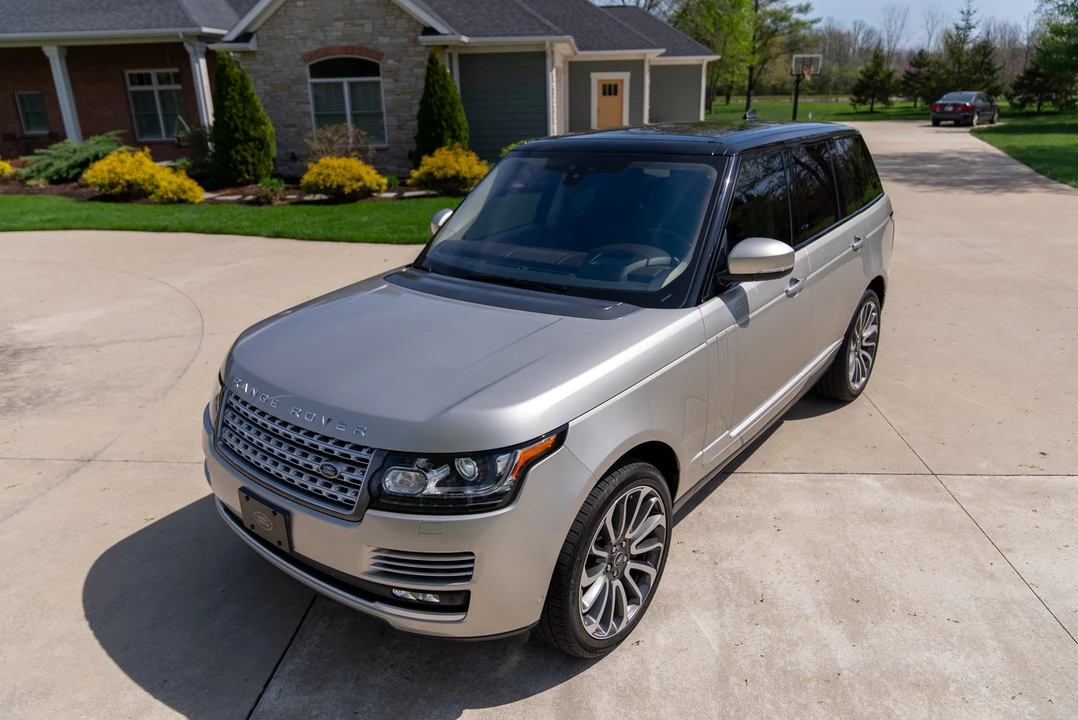 2017 Land Rover Range Rover L405 - Image 9 of 31