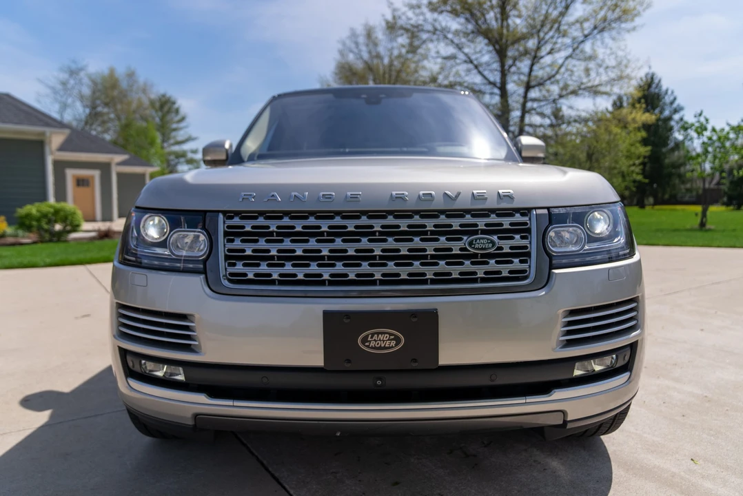 2017 Land Rover Range Rover L405 - Image 14 of 31