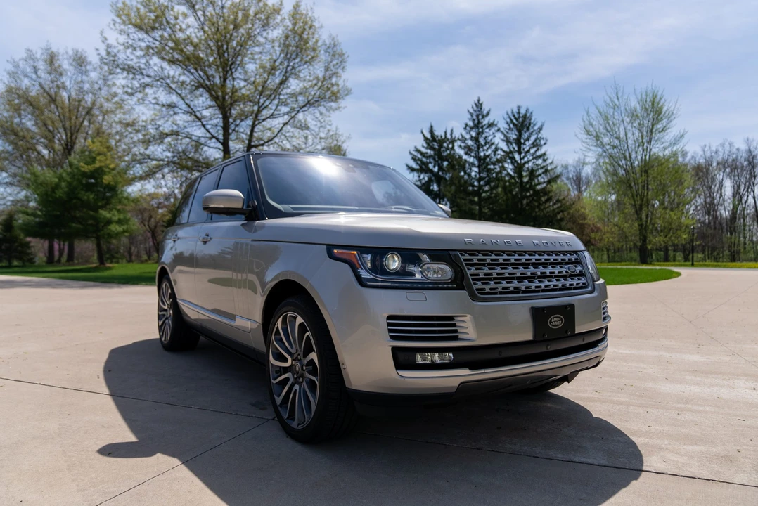2017 Land Rover Range Rover L405 - Image 16 of 31