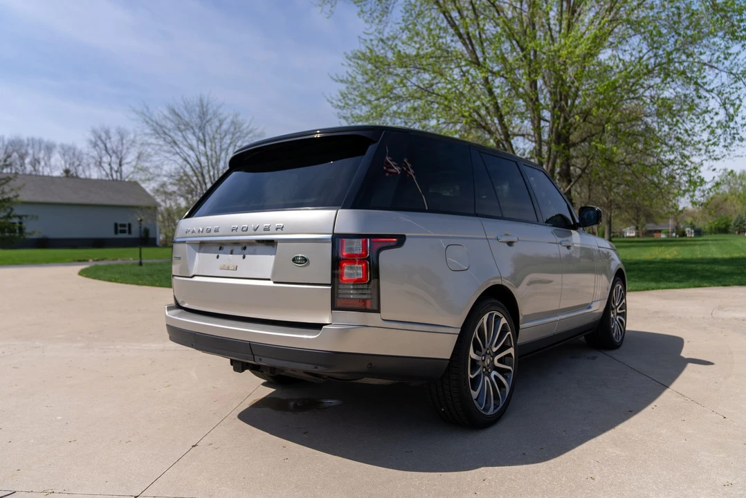 2017 Land Rover Range Rover L405 - Image 25 of 31