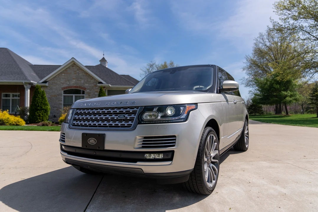 2017 Land Rover Range Rover L405 - Image 10 of 31