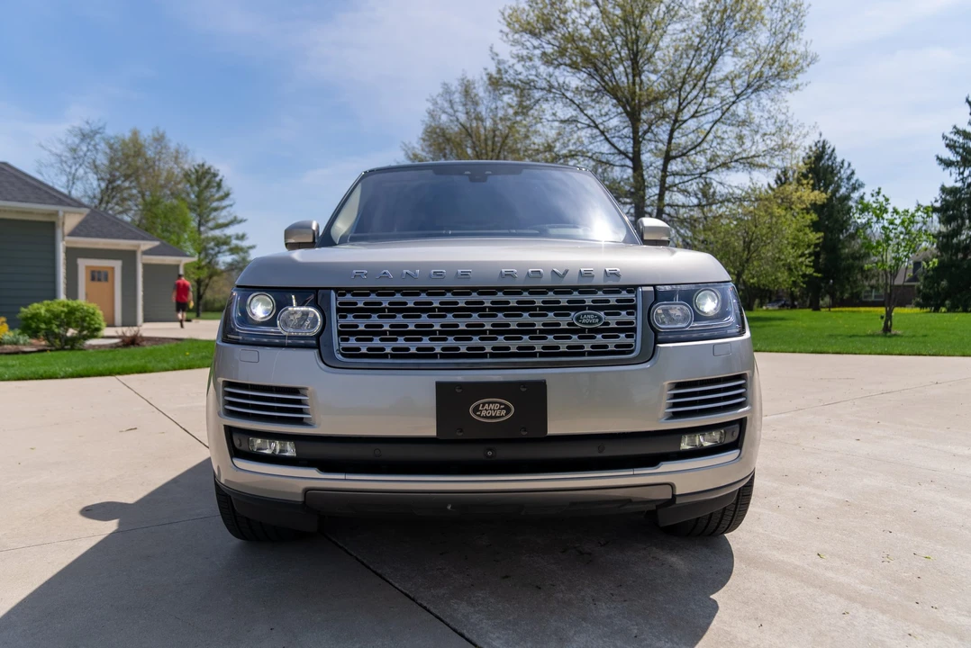 2017 Land Rover Range Rover L405 - Image 12 of 31