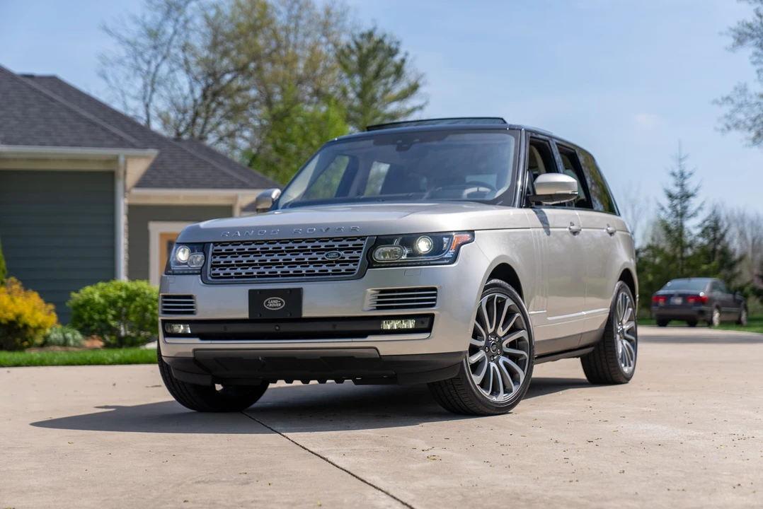 2017 Land Rover Range Rover L405 - Image 5 of 31
