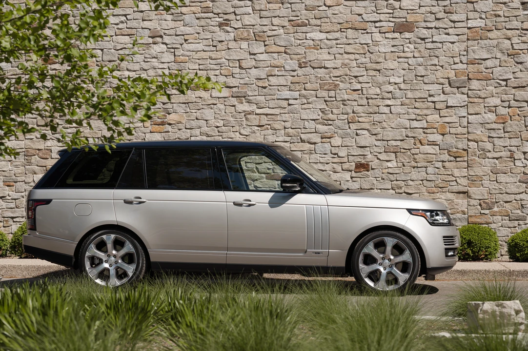 2017 Land Rover Range Rover L405 - Image 29 of 31