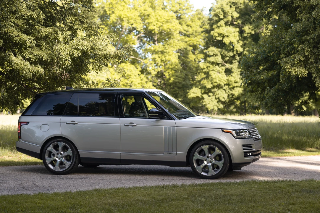 2017 Land Rover Range Rover L405 - Image 20 of 31
