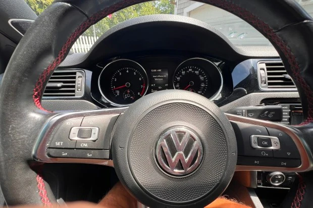 2017 Volkswagen A6 Jetta - Image 5 of 6