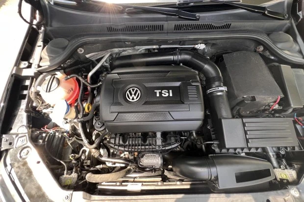 2017 Volkswagen A6 Jetta - Image 6 of 6