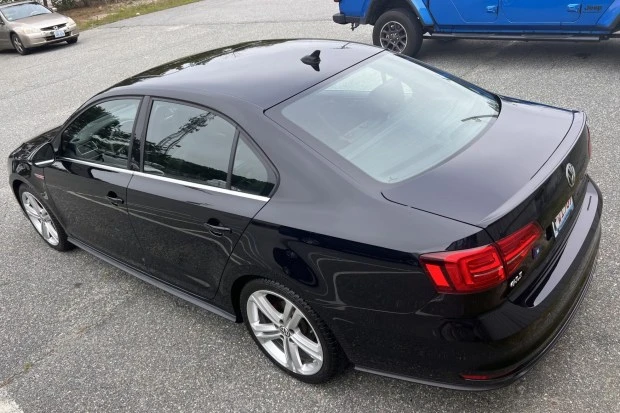 2017 Volkswagen A6 Jetta - Image 2 of 6
