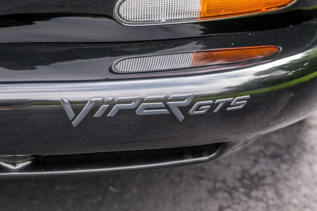 2000 Dodge Viper GTS 2nd Gen - Image 18 of 31
