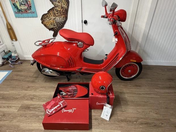 2018 Vespa Sei & PX & ET & LX & GT - Image 7 of 7
