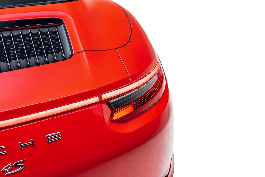 2019 Porsche 991 Targa 4 & 4S - Image 26 of 31