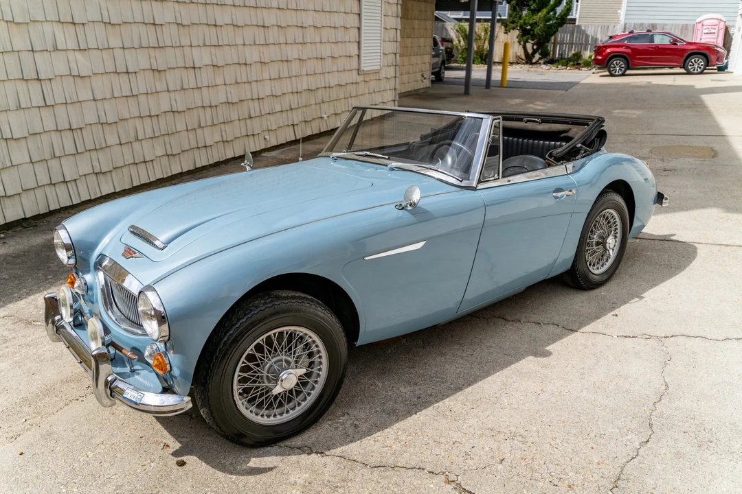 1965 Austin-Healey 3000 Mark III - Image 2 of 31