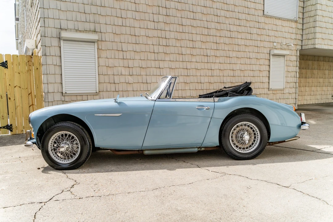 1965 Austin-Healey 3000 Mark III - Image 5 of 31