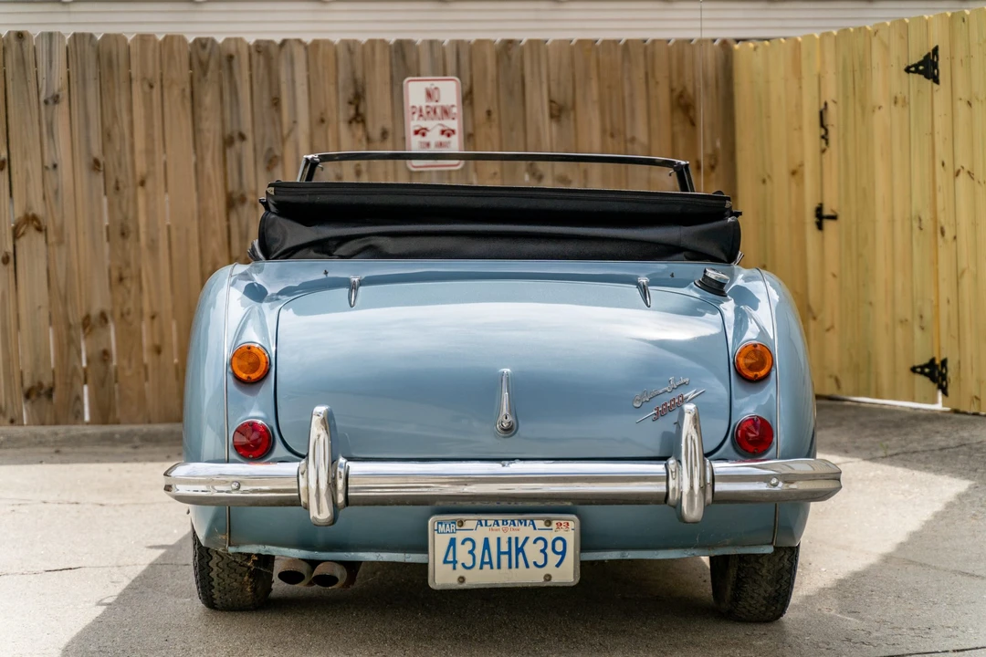 1965 Austin-Healey 3000 Mark III - Image 9 of 31