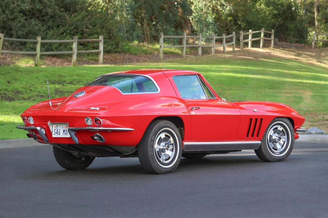 1966 Chevrolet Corvette C2 - Image 11 of 31