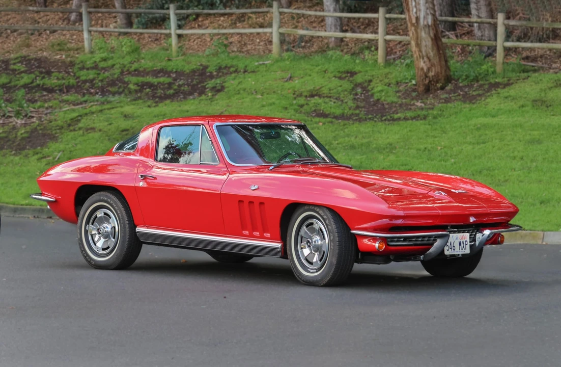 1966 Chevrolet Corvette C2 - Image 2 of 31