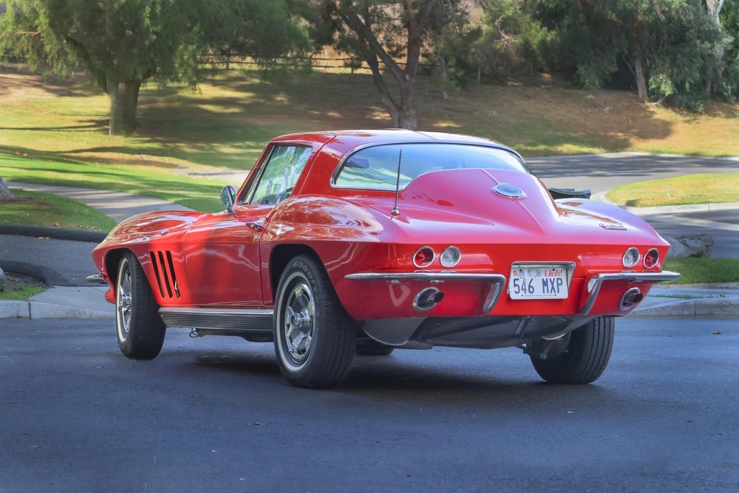 1966 Chevrolet Corvette C2 - Image 8 of 31