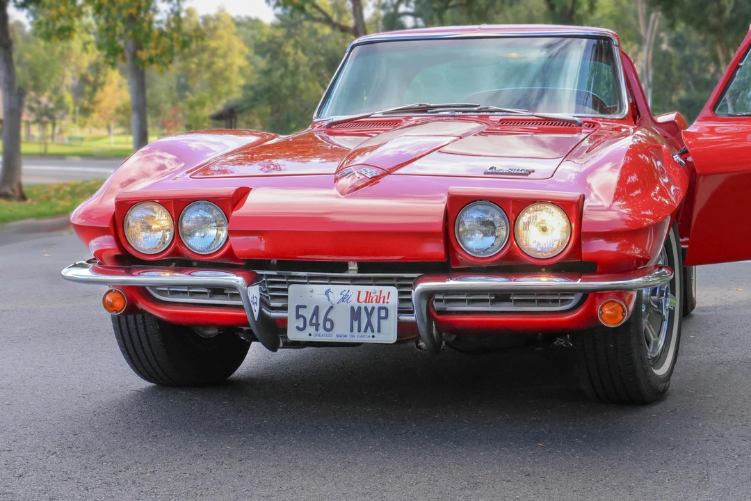 1966 Chevrolet Corvette C2 - Image 26 of 31