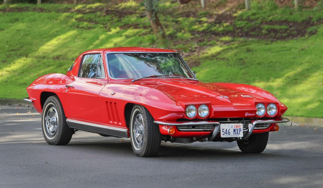 1966 Chevrolet Corvette C2 - Image 5 of 31