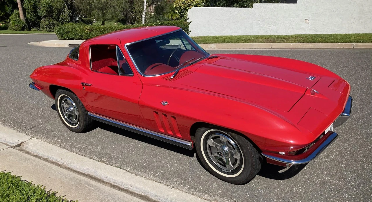 1966 Chevrolet Corvette C2 - Image 22 of 31