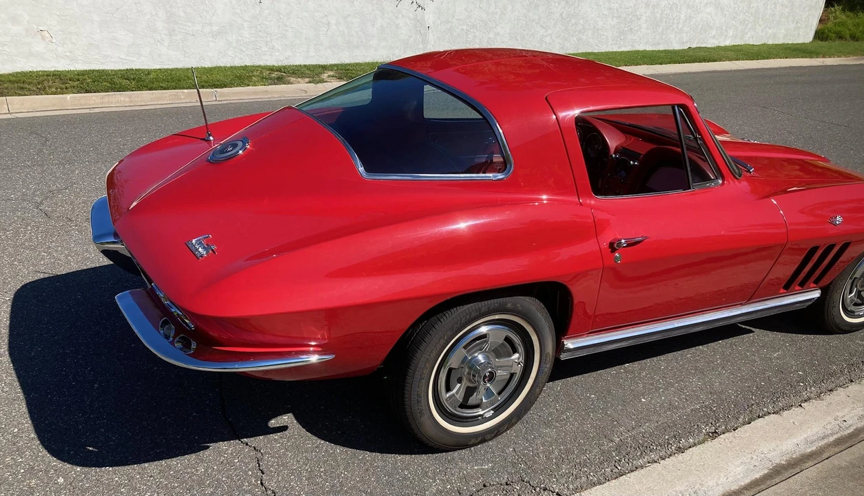 1966 Chevrolet Corvette C2 - Image 23 of 31