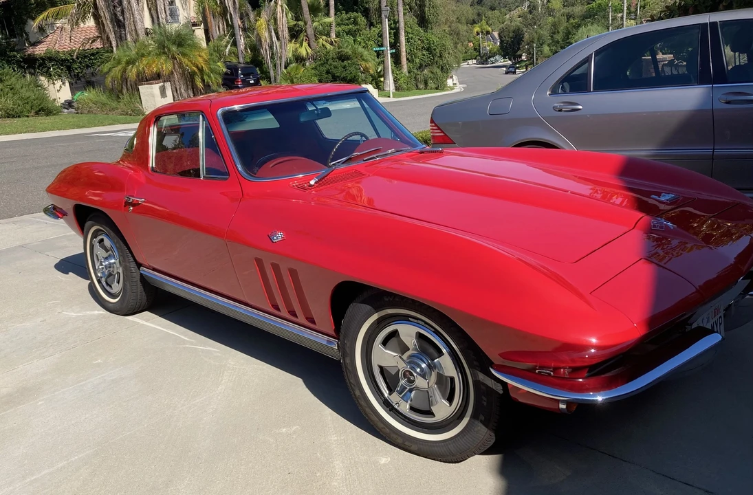 1966 Chevrolet Corvette C2 - Image 21 of 31