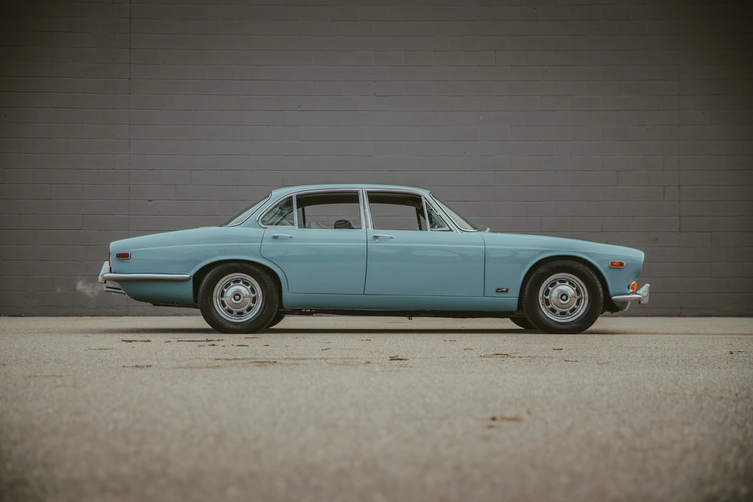 1971 Jaguar XJ Series 1 - Image 16 of 31