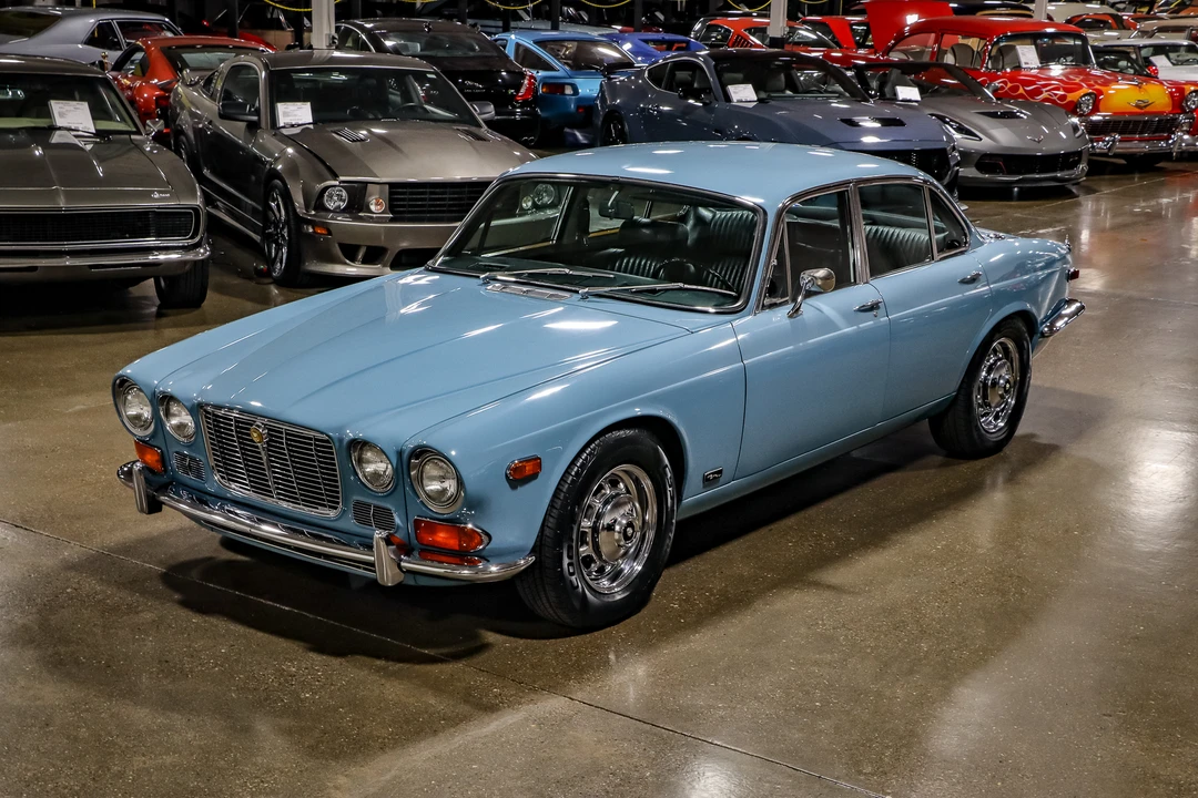 1971 Jaguar XJ Series 1 - Image 2 of 31