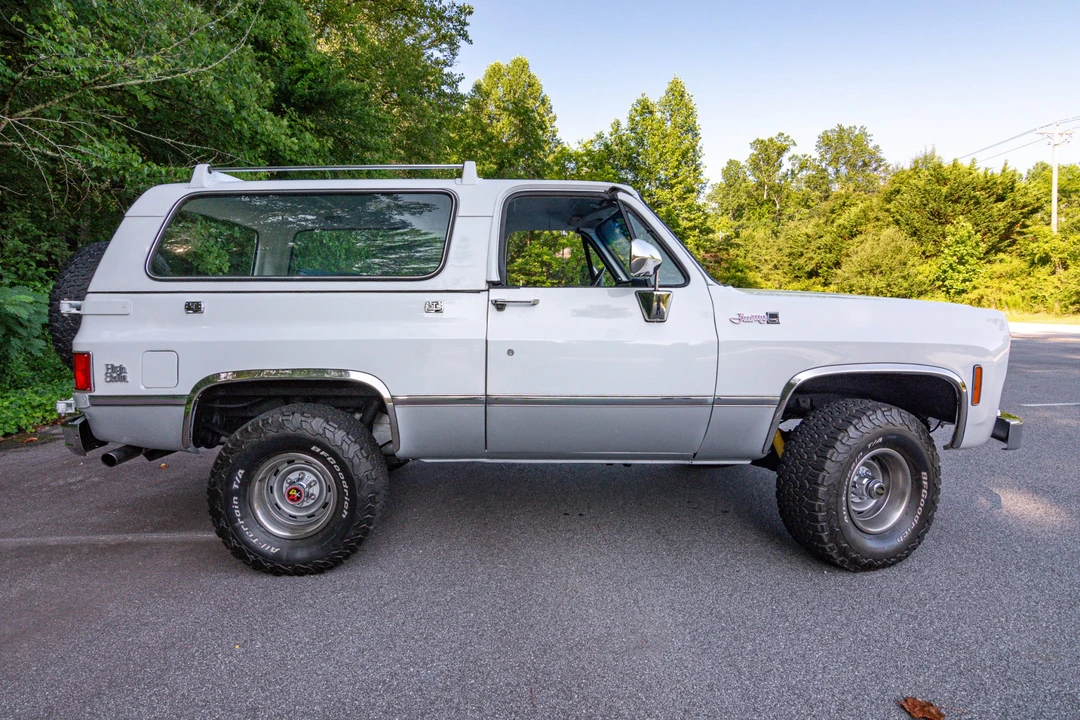 1975 GMC Jimmy 2nd Gen - Image 14 of 31