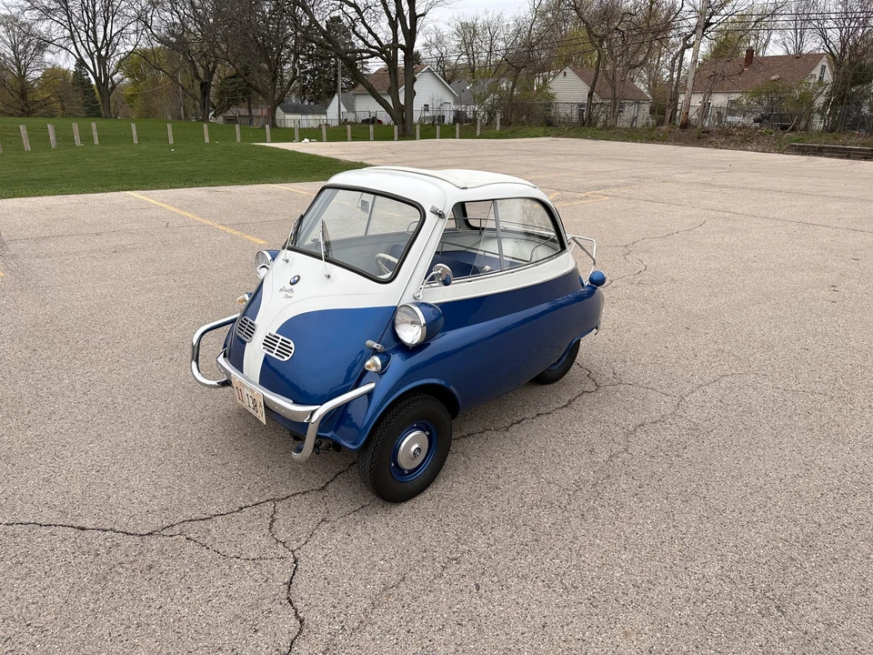1958 BMW Isetta - Image 2 of 31