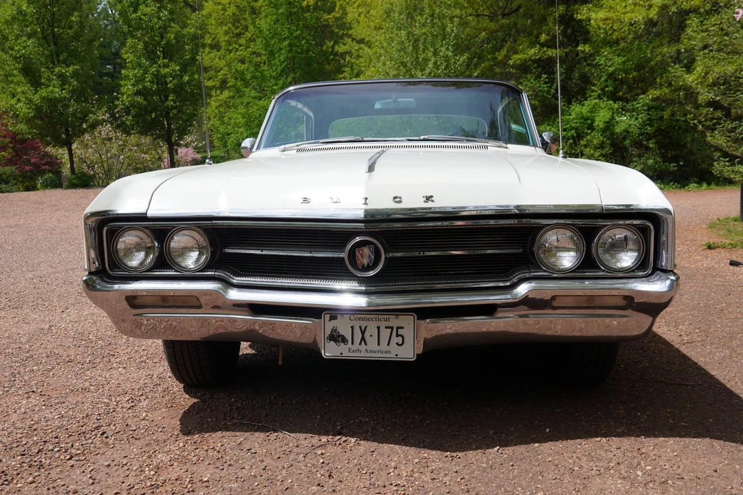 1964 Buick Wildcat - Image 3 of 31