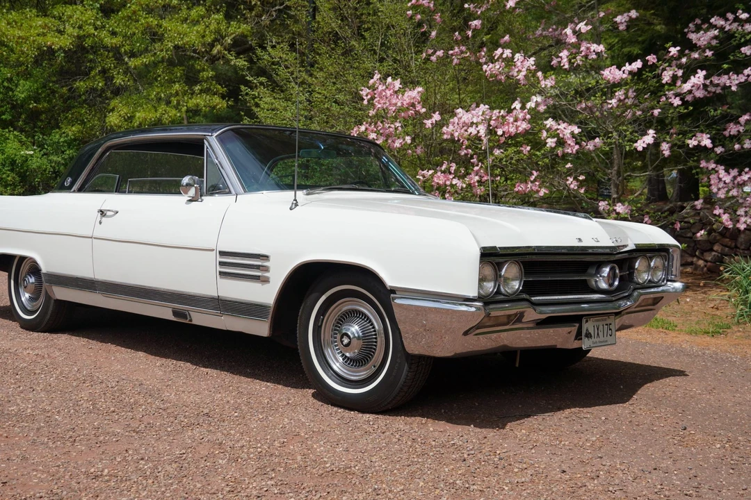 1964 Buick Wildcat - Image 4 of 31