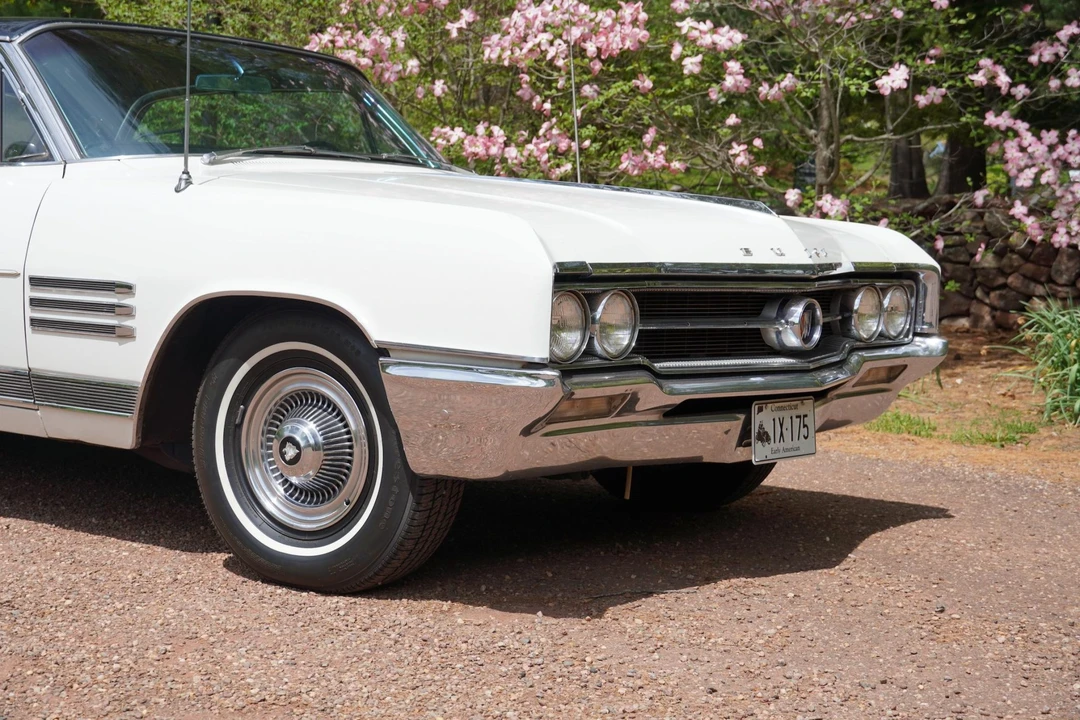 1964 Buick Wildcat - Image 10 of 31