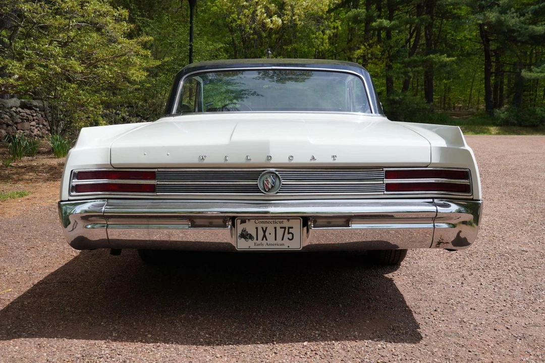 1964 Buick Wildcat - Image 8 of 31