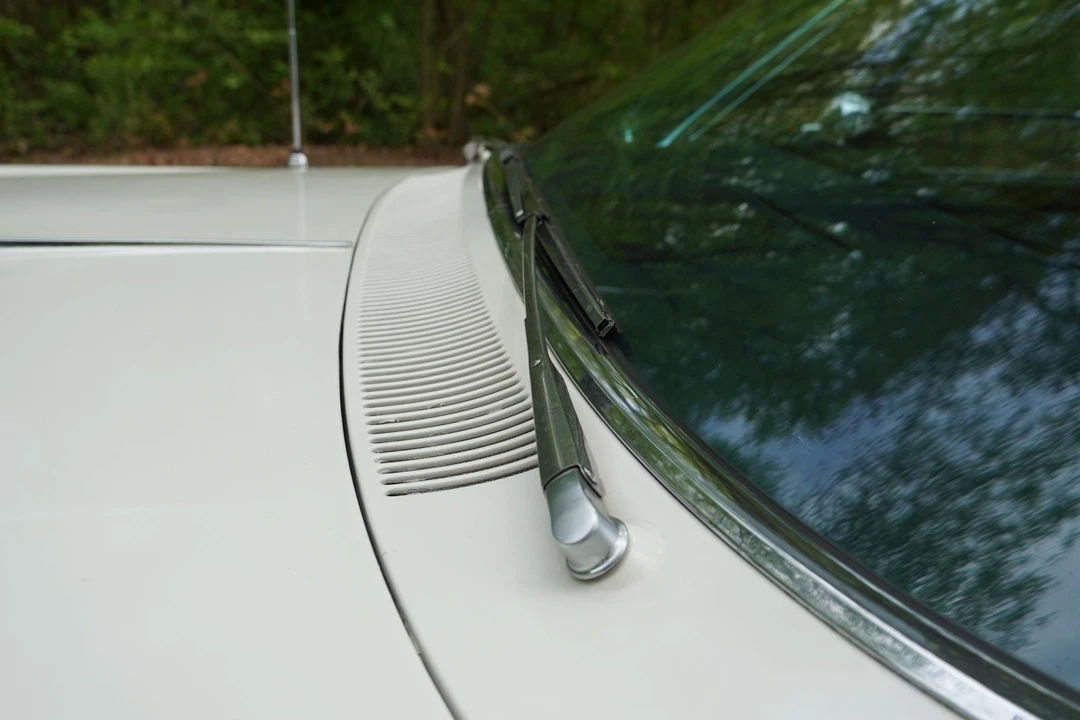1964 Buick Wildcat - Image 24 of 31