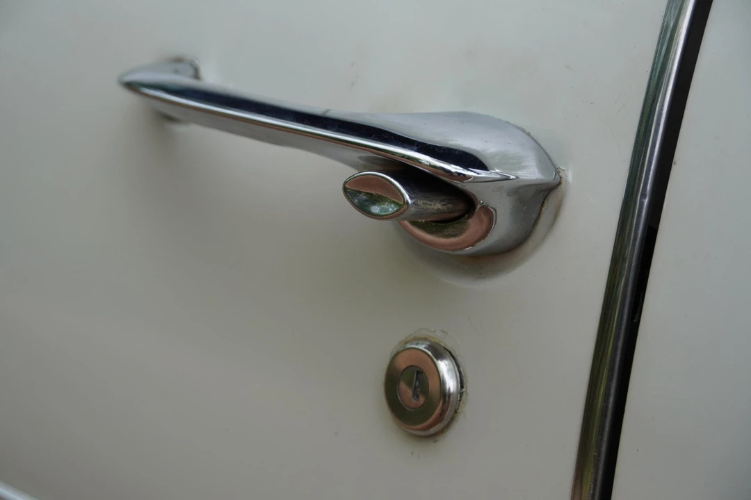 1964 Buick Wildcat - Image 13 of 31
