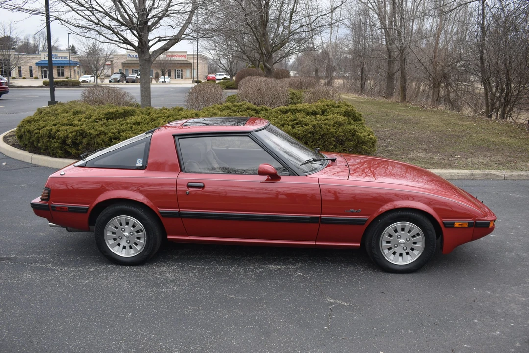 1985 Mazda RX-7 SA & FB - Image 13 of 31
