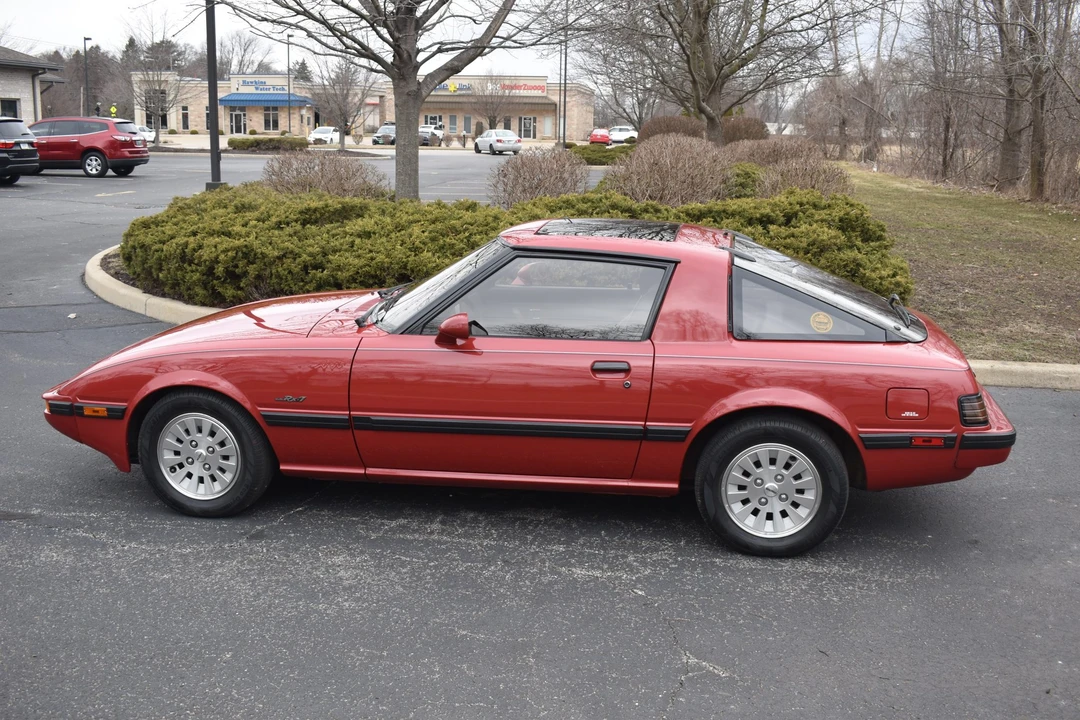 1985 Mazda RX-7 SA & FB - Image 24 of 31