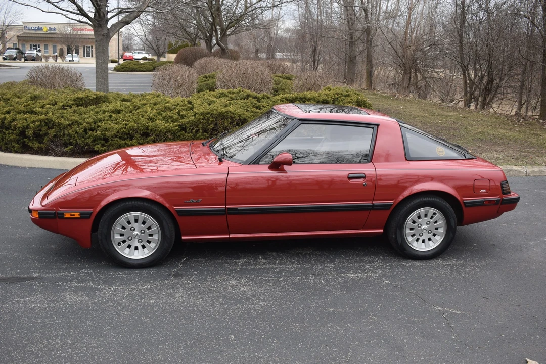 1985 Mazda RX-7 SA & FB - Image 25 of 31
