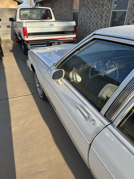 1986 Pontiac Parisienne - Image 17 of 31