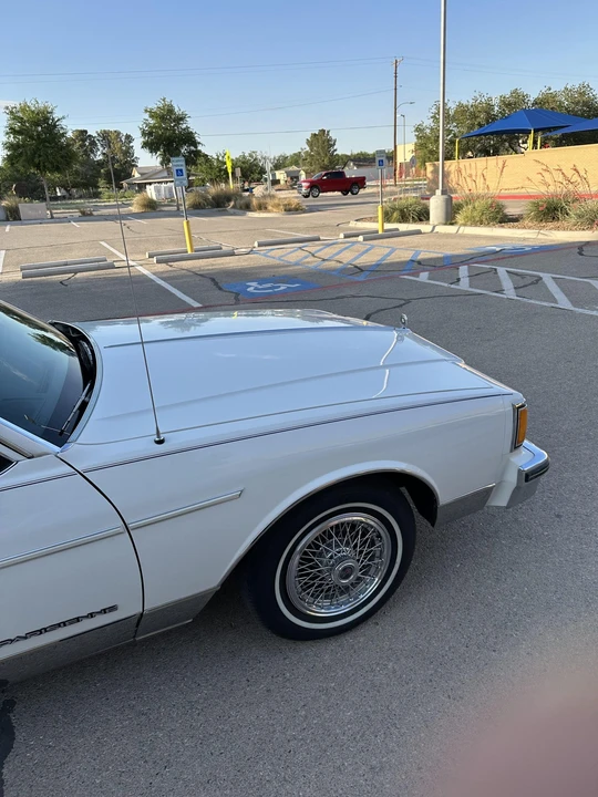 1986 Pontiac Parisienne - Image 16 of 31