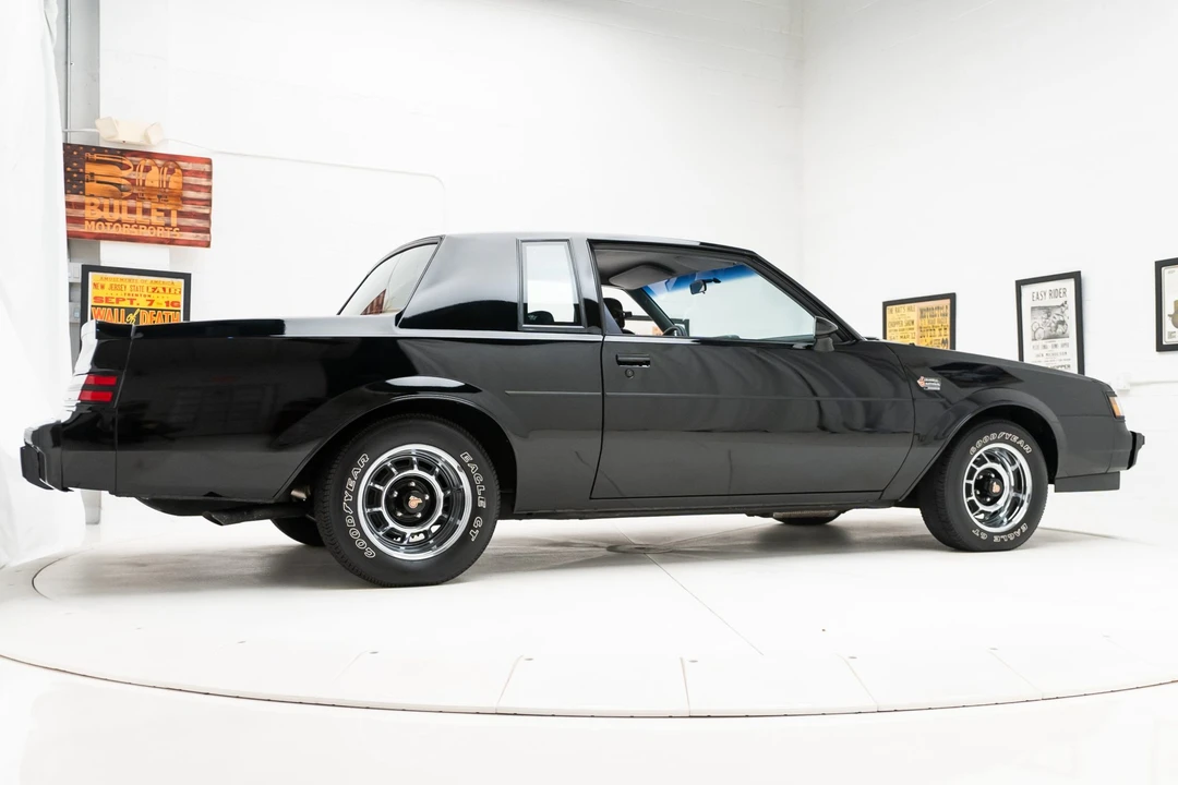 1987 Buick Grand National - Image 25 of 31