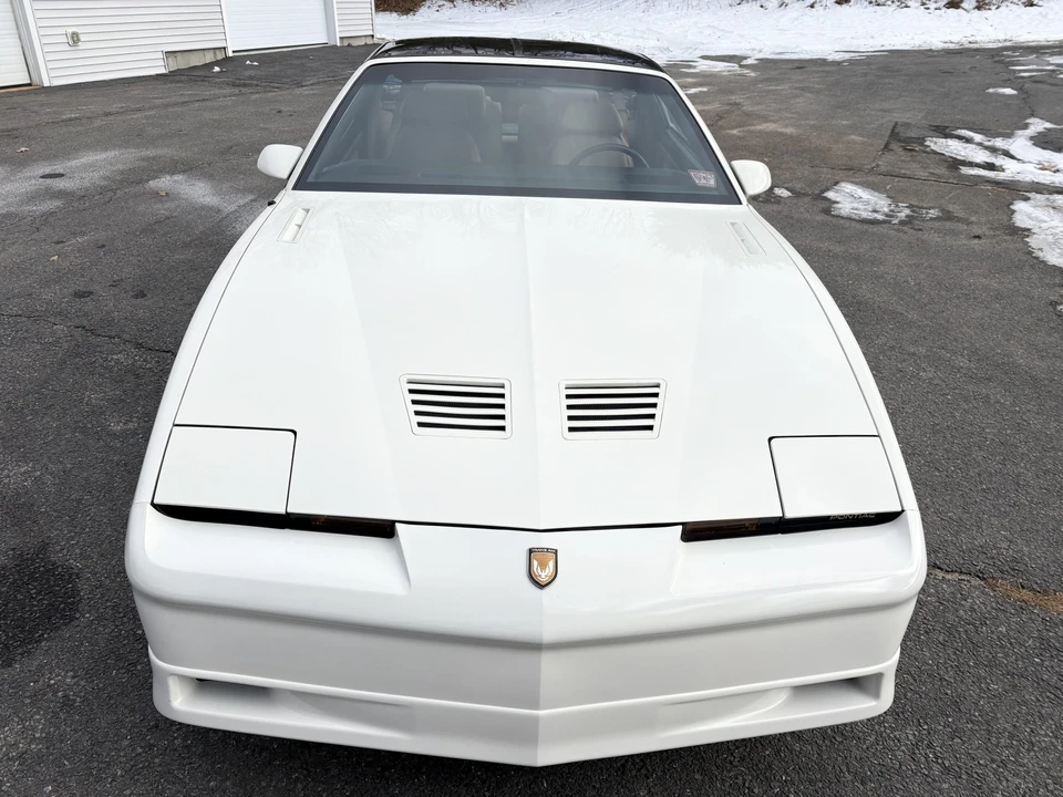 1989 Pontiac Firebird Trans Am 3rd Gen - Image 6 of 31